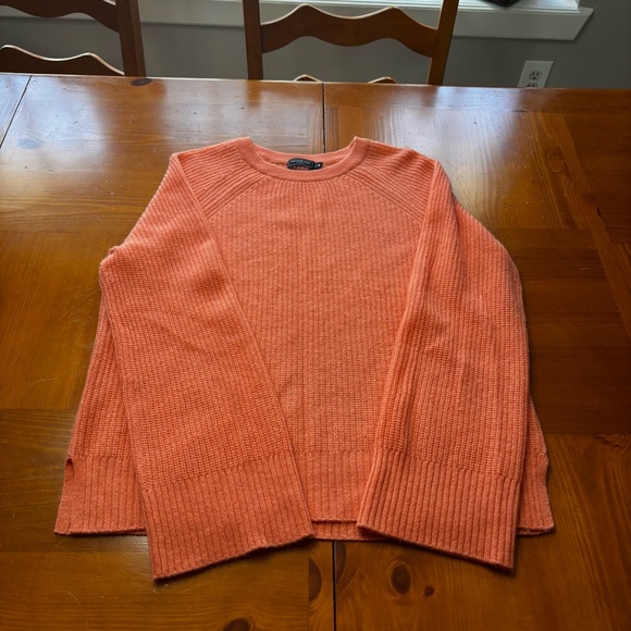 Vineyard Vines Tequila Sunrise Size M Crew Neck Cashmere Sweater Peach Coral - Picture 10 of 11